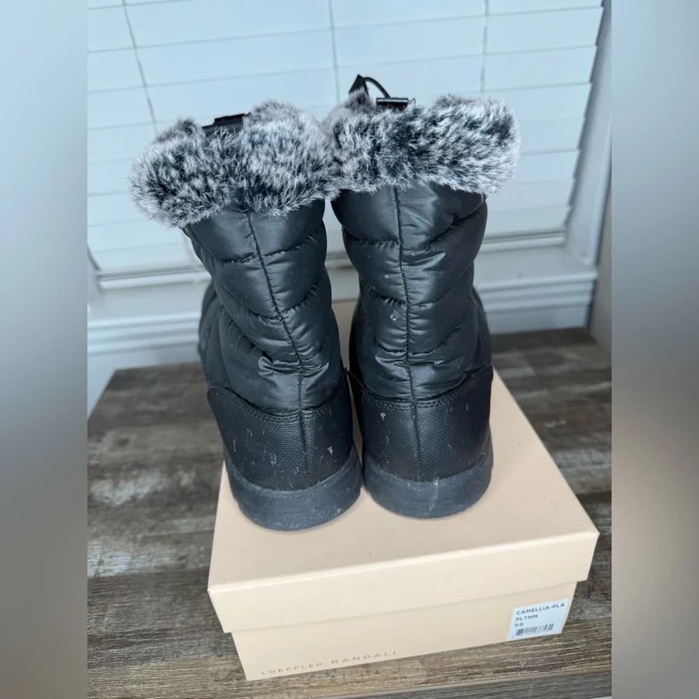 The North Face Black Fur-Lined Boots